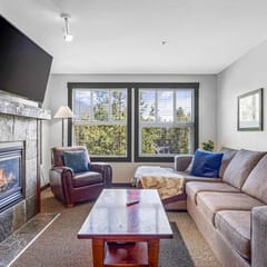 Summit Synergy | Ski-In/Out | Next to Spring Pools