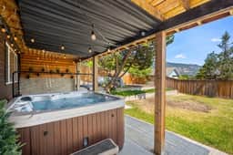 Alpenglow Bungalow | Hot Tub | Games Room | Pets - Image 2