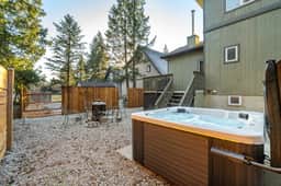 Cedar & Sage | Hot Tub | A-Frame | Family Friendly - Image 2