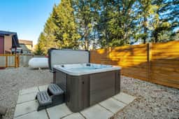 Cedar & Sage | Hot Tub | A-Frame | Family Friendly - Image 4