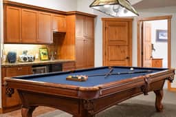 Creekside Lodge | Hot Tub | Ski-Out | Pool Table - Image 4