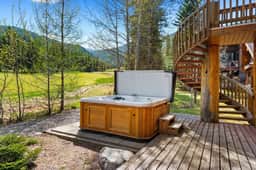 Creekside Lodge | Hot Tub | Ski-Out | Pool Table - Image 2