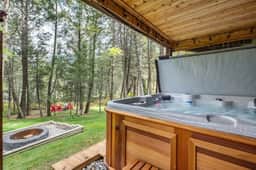 Crescent Moon Lodge | A-Frame | Hot Tub | Fire Pit - Image 4