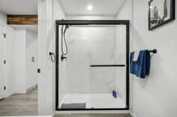 Fresh Escape | Dog-Friendly | Close to Parks/Seton - Image 5