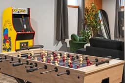 Hoodoo Haven | Game Room | Pets | Fireplace | Yard - Image 3
