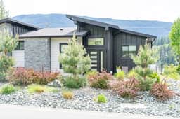 Lake Cowichan Lookout | Lakefront | Hot Tub | Pets - Image 5