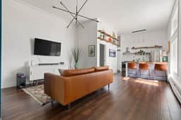 McGill Loft | Trendy | Iconic | Best Location - Image 4