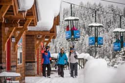 Misty Mountains | Ski-In/Out | Balcony | Hot Pools - Image 4