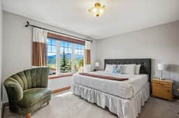 Modern Radium Retreat | Fireplace | Mountain Views - Image 3