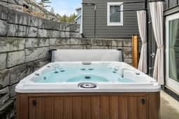 Solace | Beach Access | Hot Tub | Fire Pit | Pets - Image 3