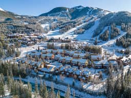 The Liftline | Toby Chair/Gondola | Hot Pools/Tubs - Image 5