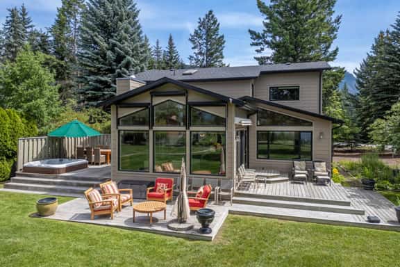 Alpine Lake House | Beach Access | Hot Tub | Views - Image 1