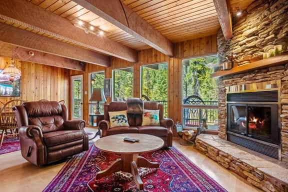 Auld Fox Lodge | Private Hot Tub | Wood Fireplace - Image 1
