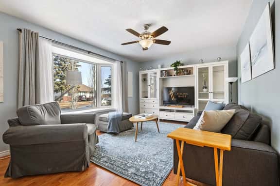 Blackfalds Bungalow | Outdoor Fire Pit | Central - Image 1