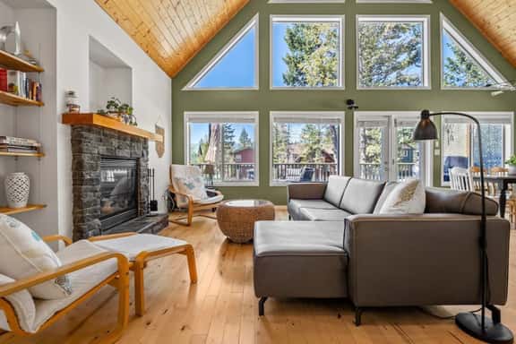 Conifer Cottage | Hot Tub | Peaceful | Foosball - Image 1