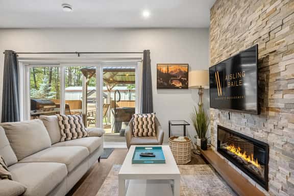Fireside Oasis | Hot Tub | Fireplace | Hot Springs - Image 1