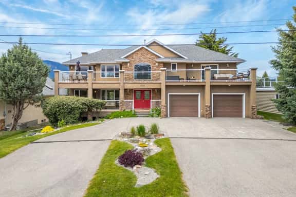 Mountain Manor | Lake Views & Access | Fenced Yard - Image 1