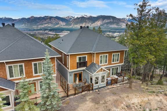 Mountainside Retreat | Pickleball | AC | Pets Ok - Image 1