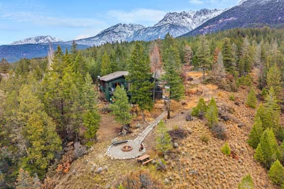 Oasis in the Woods | Theatre | 8.8 Acres | Hot Tub - Image 1