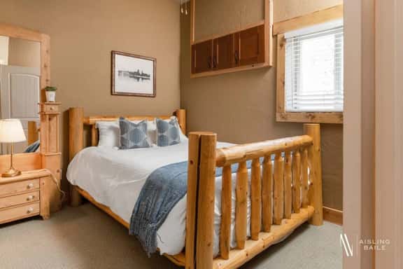 Paddlers Inn - Guides Suite | Rustic | Charming - Image 1