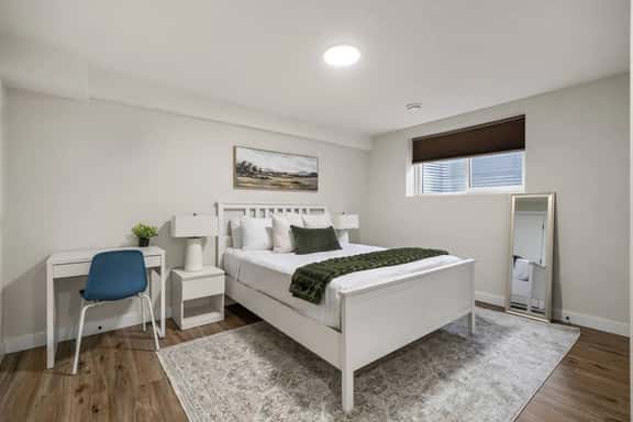 Redstone | Close to Airport & Parks | Pet Friendly - Image 1
