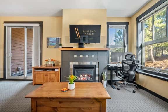 Snowy Lodge | Ski-In/Out | Hot Pools | Pets Ok - Image 1