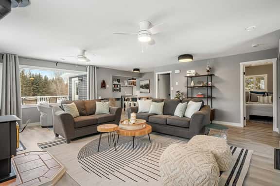 Sunnyside Cove | Lakeside | Fireplace | Fire Pit - Image 1