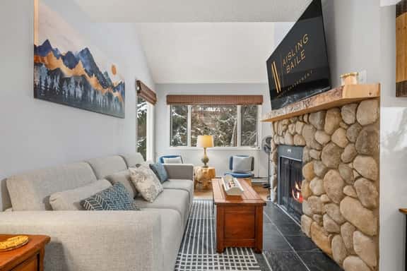 The Cozy Cork | Toby Chair | Sauna | Resort Access - Image 1