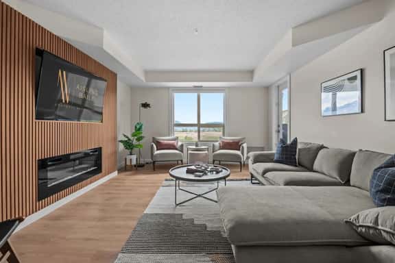 Waterfront Bliss | Lakeview | Pool | Hot Tub | Gym - Image 1