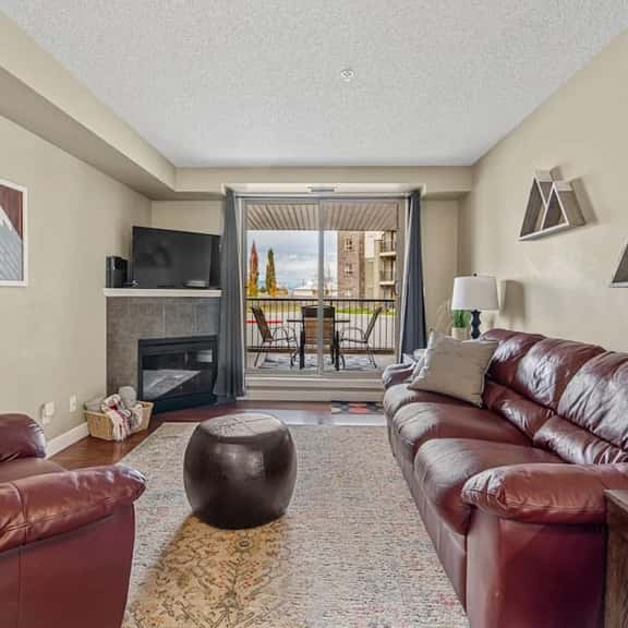 Alpine Suite | Ground Floor | Central | Pool | Hot Tub - Image 1