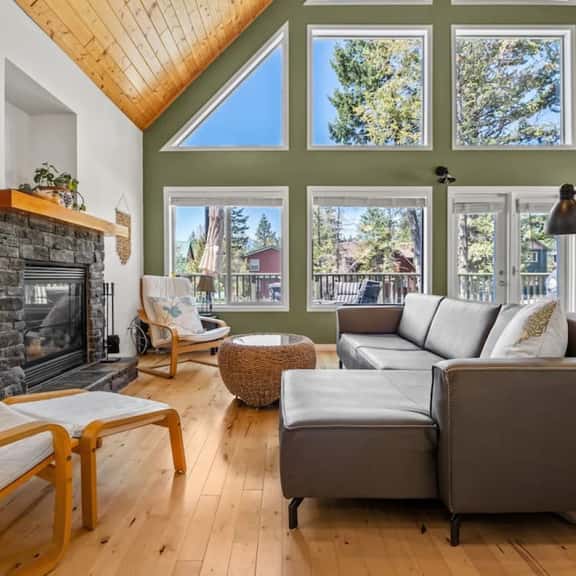 Conifer Cottage | Hot Tub | Peaceful | Foosball - Image 1