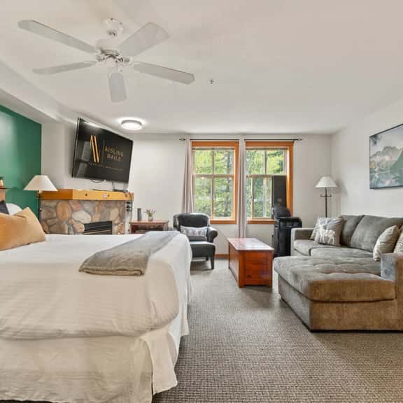 Free As A Bird | Upper Village | Pool | Hot Tub - Image 1
