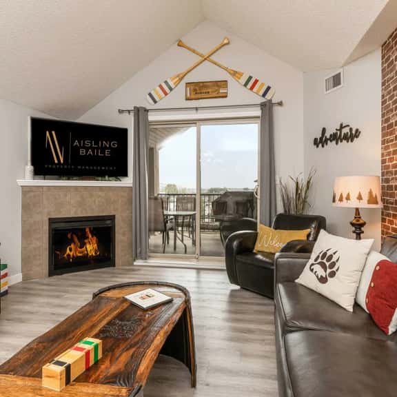 Hudson Pointe | Top Floor | Pool | Hot Tub | Gym - Image 1