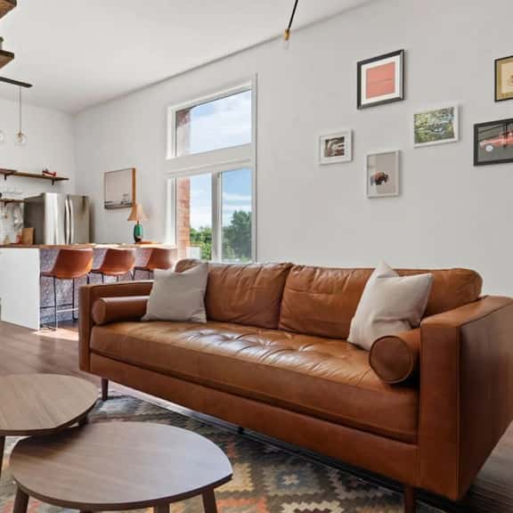 McGill Loft | Trendy | Iconic | Best Location - Image 1