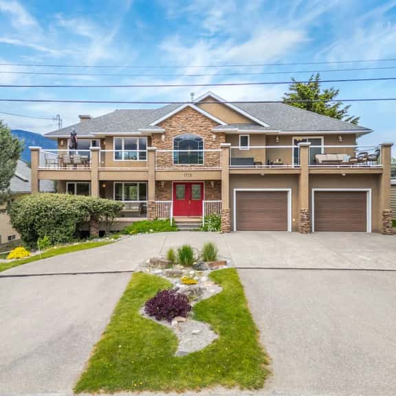 Mountain Manor | Lake Views & Access | Fenced Yard - Image 1