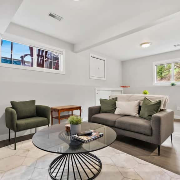 Olive & Onyx | Fire Pit | Pet-Friendly | Central - Image 1