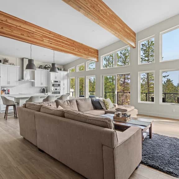 The Brae Cabin | Luxury | Lake Views | Large Deck - Image 1
