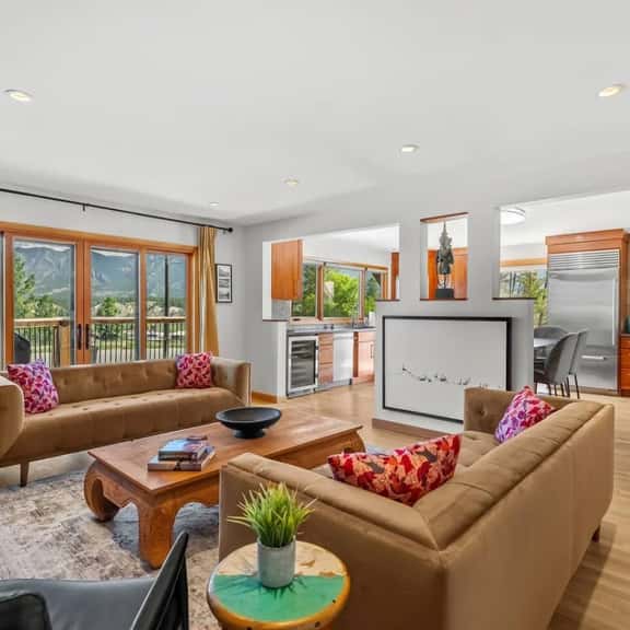 The Muse | Art Studio | Mountain Views | AC | Pets - Image 1