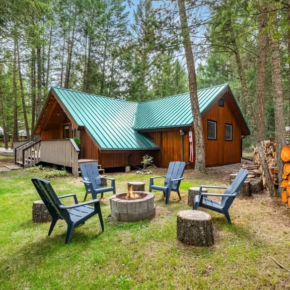 The Outpost Cabin | Wood-Burning Fireplace | Cozy - Image 1