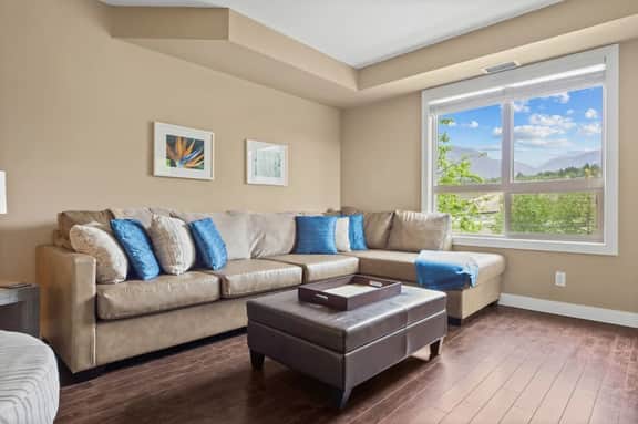 Aqua Vista | Outside Pool/Hot Tub | Mountain Views - Image 3