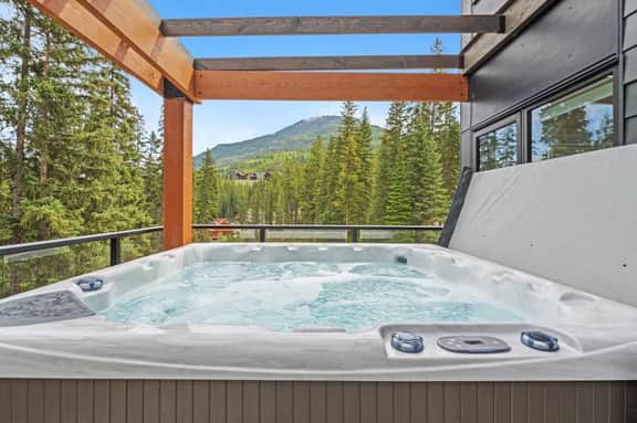 Aurora Peak | Hot Tub | Slope-Side | Fireplace - Image 2