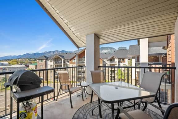 Bayside Bliss | Outdoor Pool/Hot Tub | Lake Access - Image 4