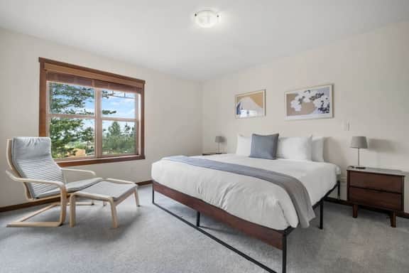 Centro Corner | King Bed | A/C | Central Location - Image 2