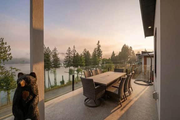 Cowichan Lakehouse | Beach | Hot Tub | Fire Pit - Image 3
