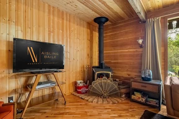 Dorothy in the Woods | Fire Pit | Fireplace | Yard - Image 4