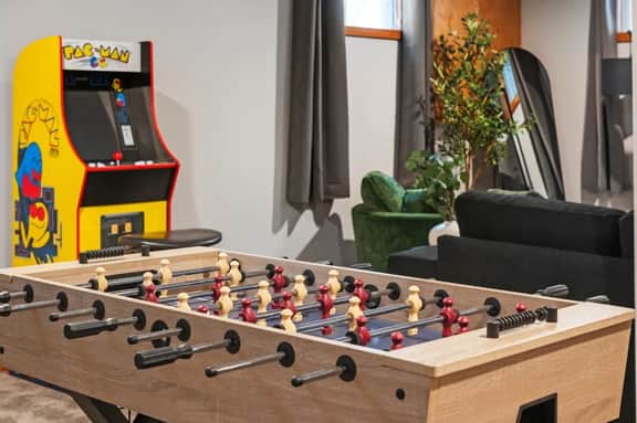 Hoodoo Haven | Game Room | Pets | Fireplace | Yard - Image 3