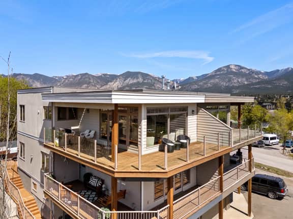 Lakeside Oasis | Hot Tub | Mountain & Lake Views - Image 5