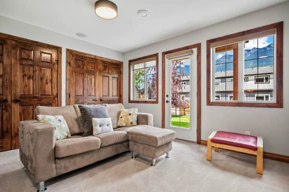 Modern Radium Retreat | Fireplace | Mountain Views - Image 4