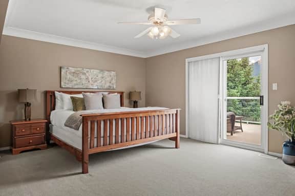 Mountain Manor | Lake Views & Access | Fenced Yard - Image 5