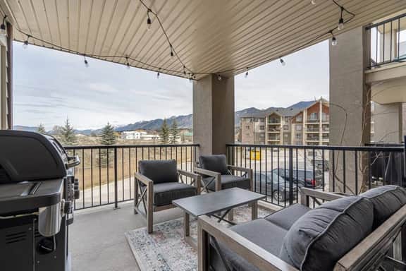 Mountain Modern | Outdoor Pool | Hot Tub | Gym - Image 3